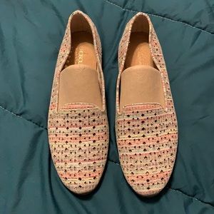 Aerosoles 10M, NWOT, multi-colored flats